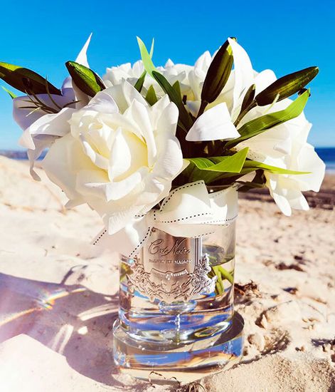 Белые розы и лилии, Cote Noire