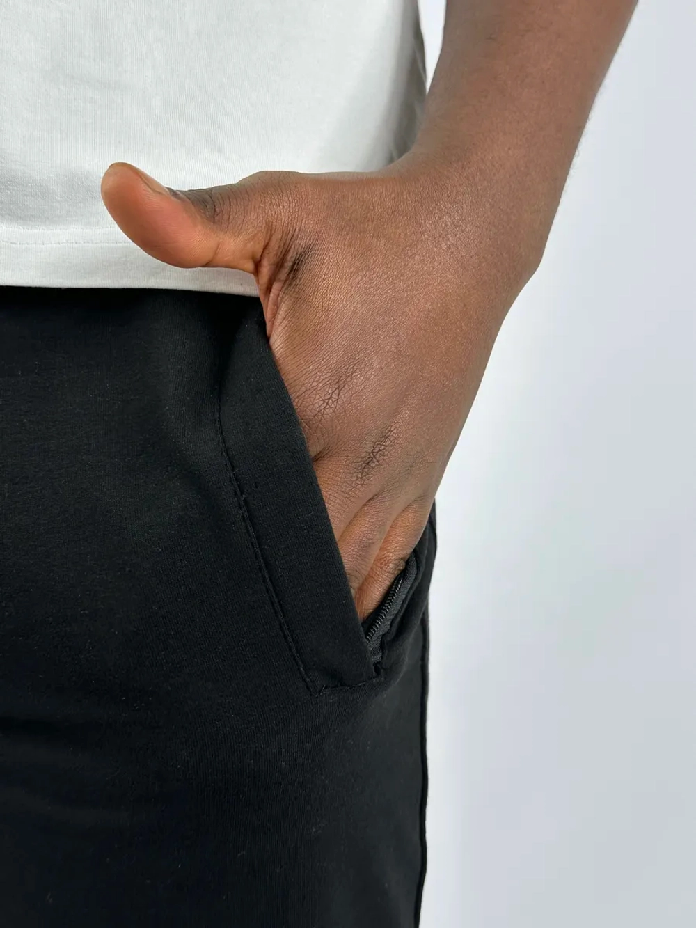 Шорты спортивные удлиненные бриджи