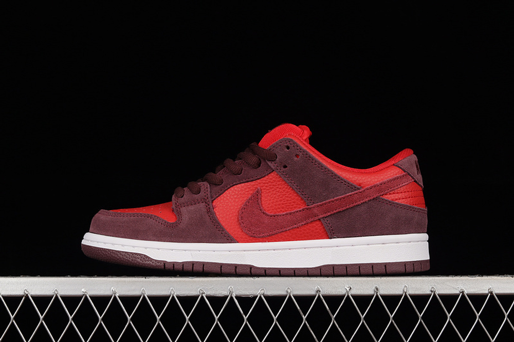 Купить кроссовки Nike SB Dunk Low Cherry в Москве