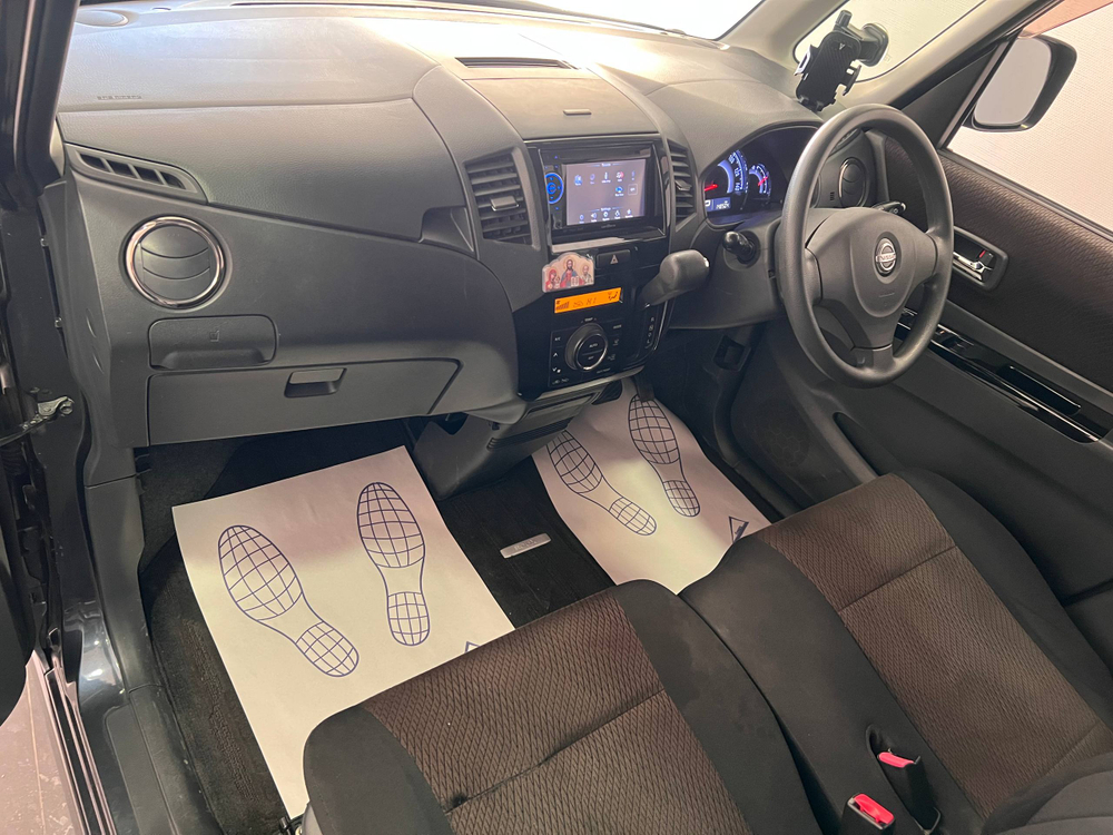 Nissan Roox, 2012 год