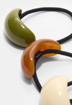 STRADIVARIUS Набор из 3 контрастных объемных резинок для волос, экрю