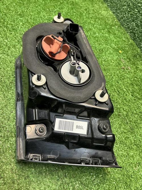 Фонарь левый внутренний Kia Cerato 4 (2018-2022)