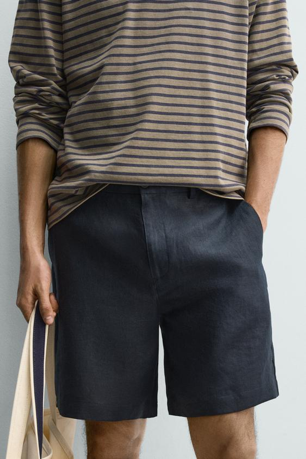 ZARA БЕРМУДЫ ИЗ 100% ЛЬНА КЛАССИЧЕСКОГО КРОЯ, МОРСКОЙ СИНИЙ