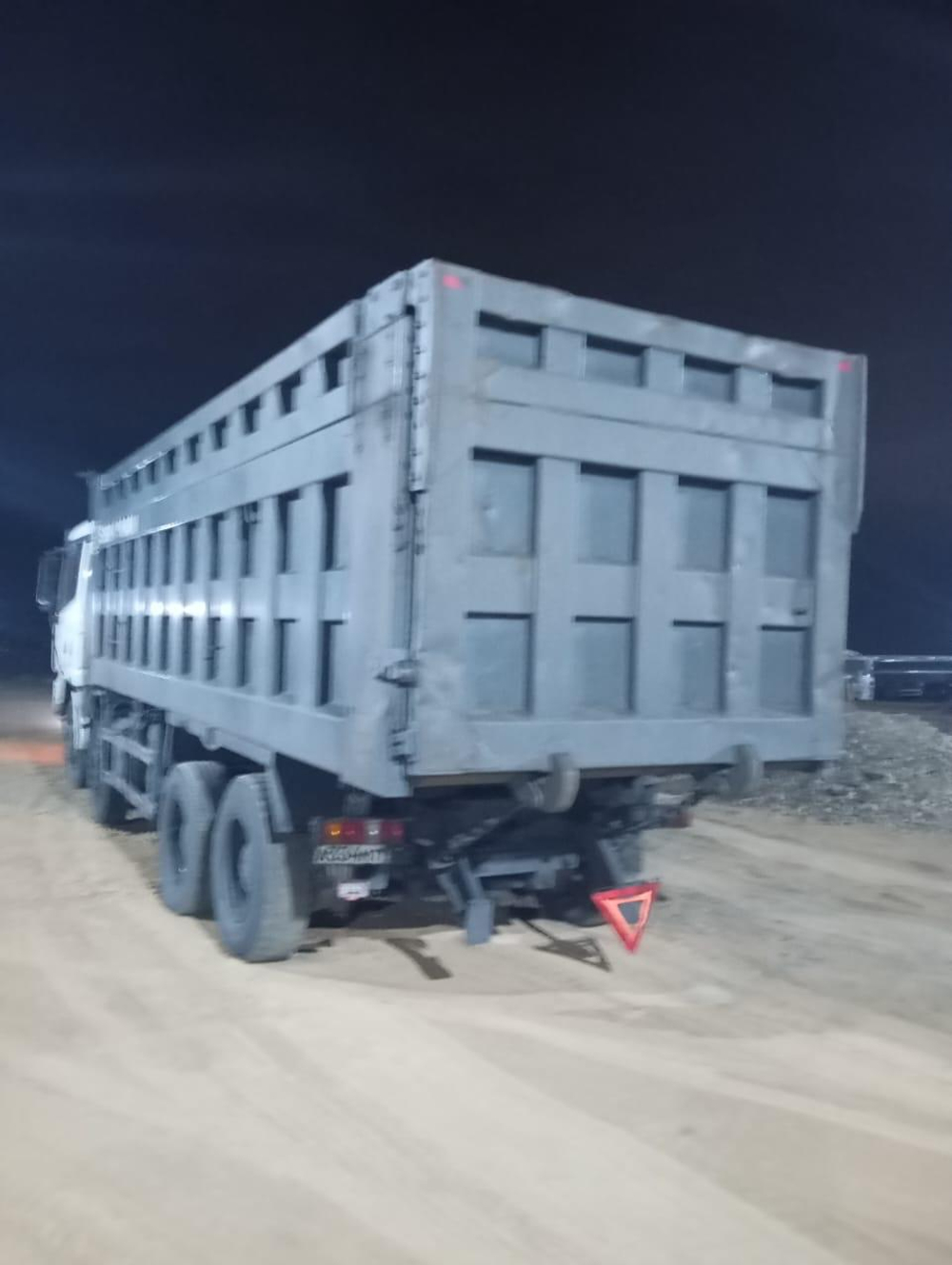 Shacman (Shaanxi) SX* 8x4 Самосвал SX331863366 (Дизельный, 12,5 л, 544 л.с., МТ)