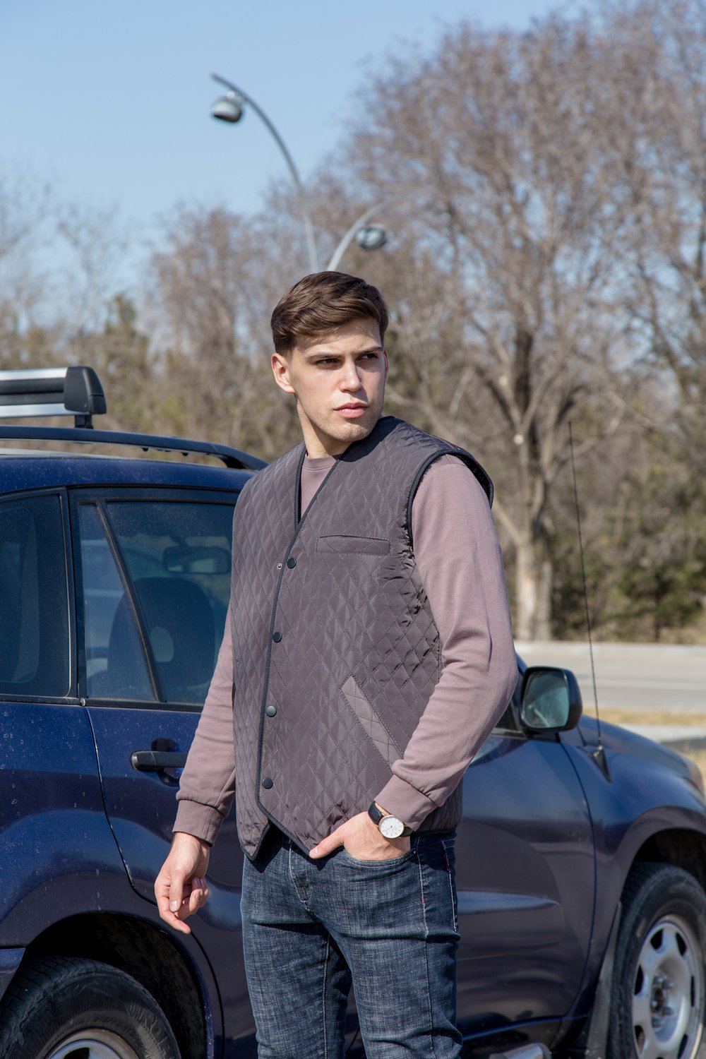 Утепленный мужской жилет из овчины