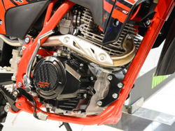 Кроссовый мотоцикл BSE Z10 Red/Black (055) 21/18