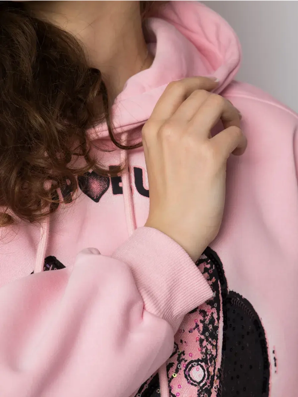 Толстовка утепленная с капюшоном