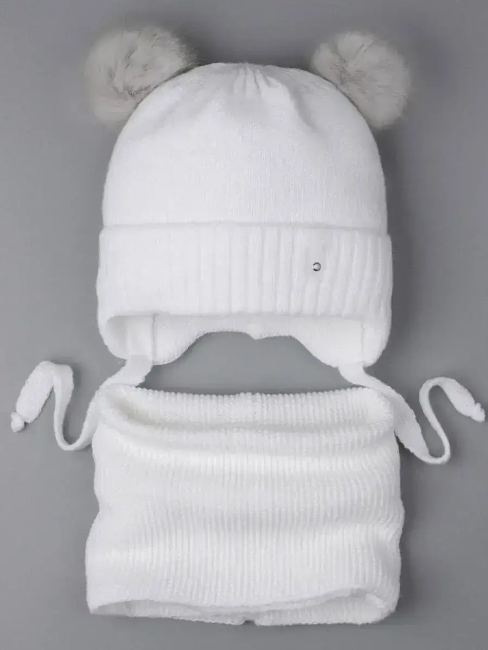 Шапка детская зимняя вязаная и снуд