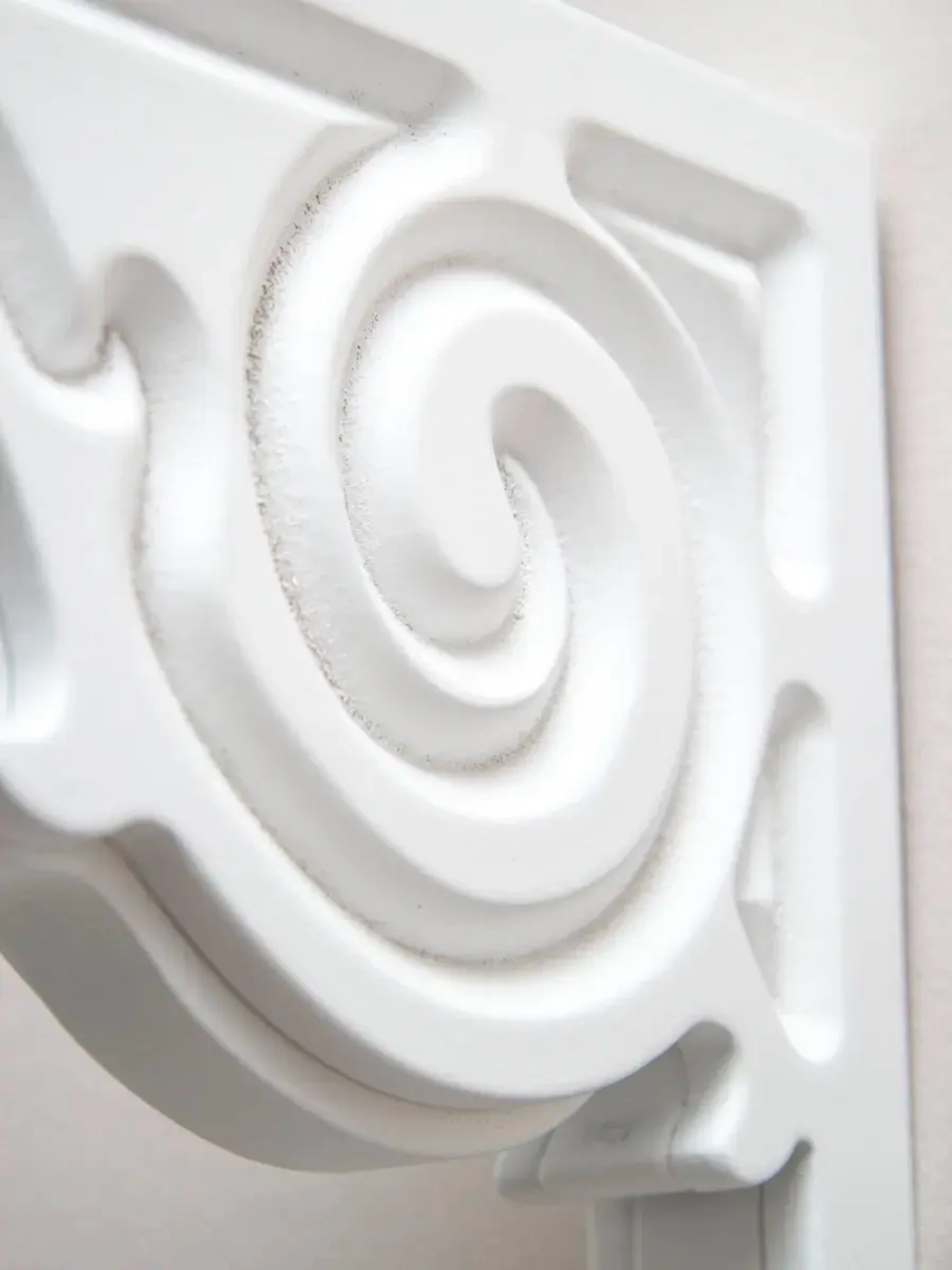 Полка настенная навесная 60*26 см