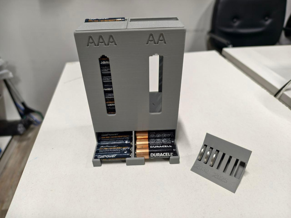 Органайзер для хранения батареек АА/ААА