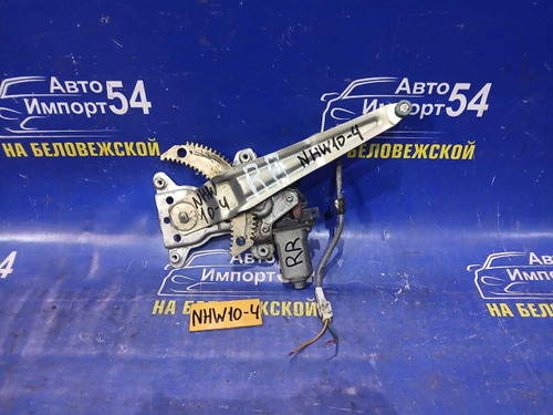 Стеклоподъемник задний правый TOYOTA PRIUS 1998