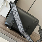 Сумка-мессенджер Loewe