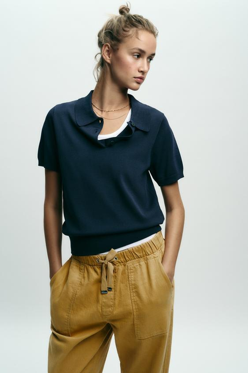 ZARA БРЮКИ-ДЖОГГЕРЫ С ЗАСТЕЖКОЙ НА КНОПКУ СНИЗУ, ГОРЧИЧНЫЙ