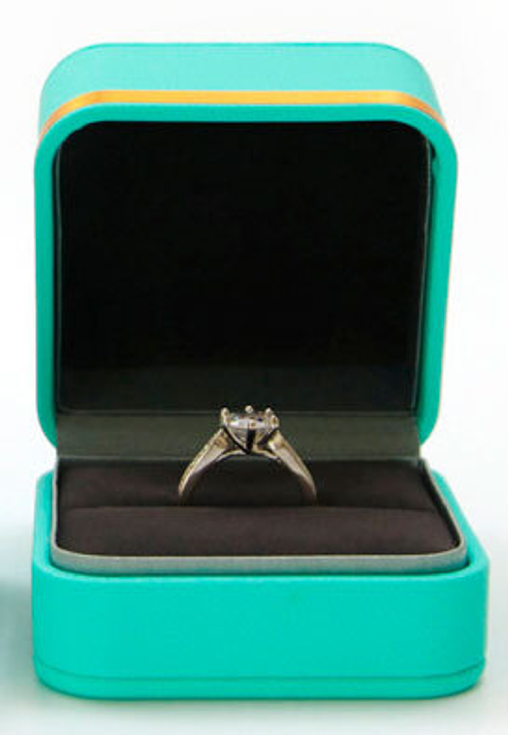 Эксклюзивный ювелирный футляр «Василиса» из коллекции для мужчин