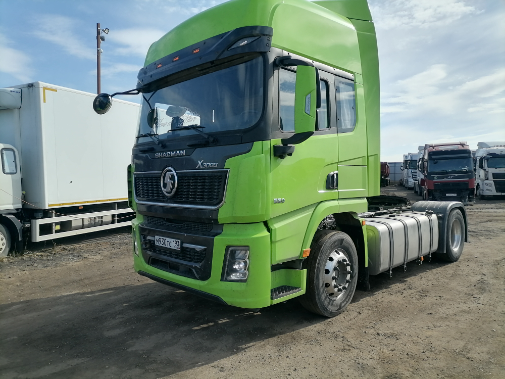 Shacman (Shaanxi) SX* 4x2 Седельный тягач SX418843381 (Дизельный, 12,5 л, 544 л.с., АТ)