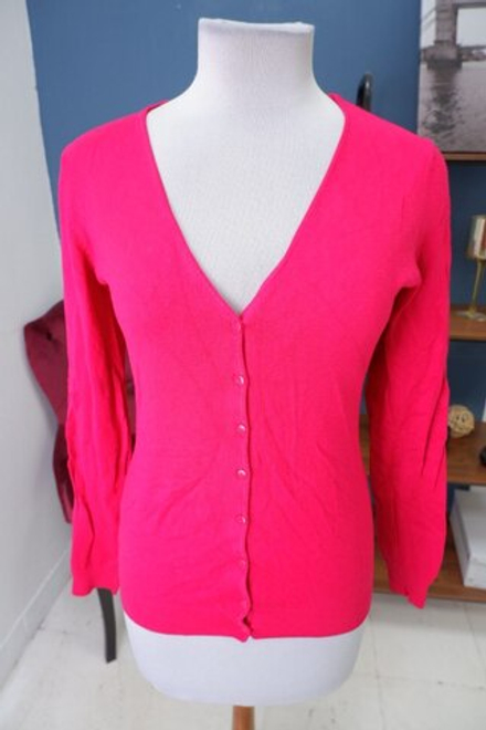 Джемпер на пуговицах 46 размер