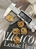 Пуговицы теплое золото Скиапар.черной эмалью в форме ракушки