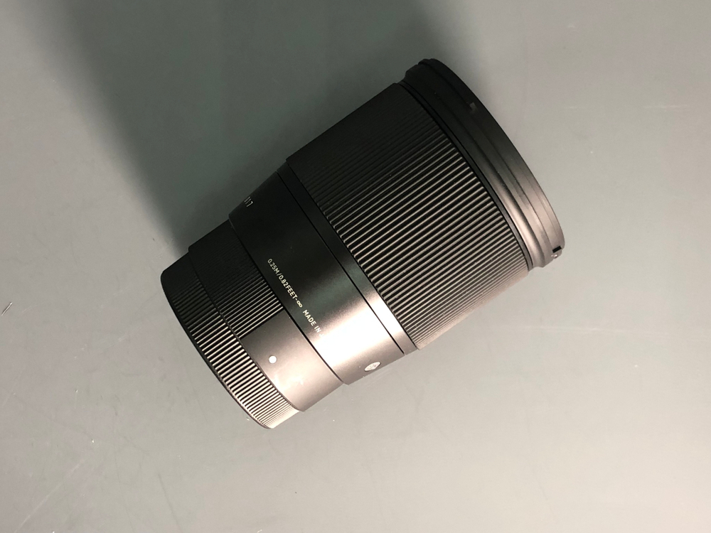 Sigma 16mm 1.4 DC DN Sony E