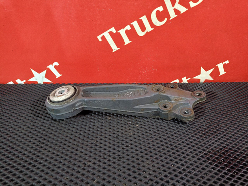 Кронштейн торсиона кабины правый