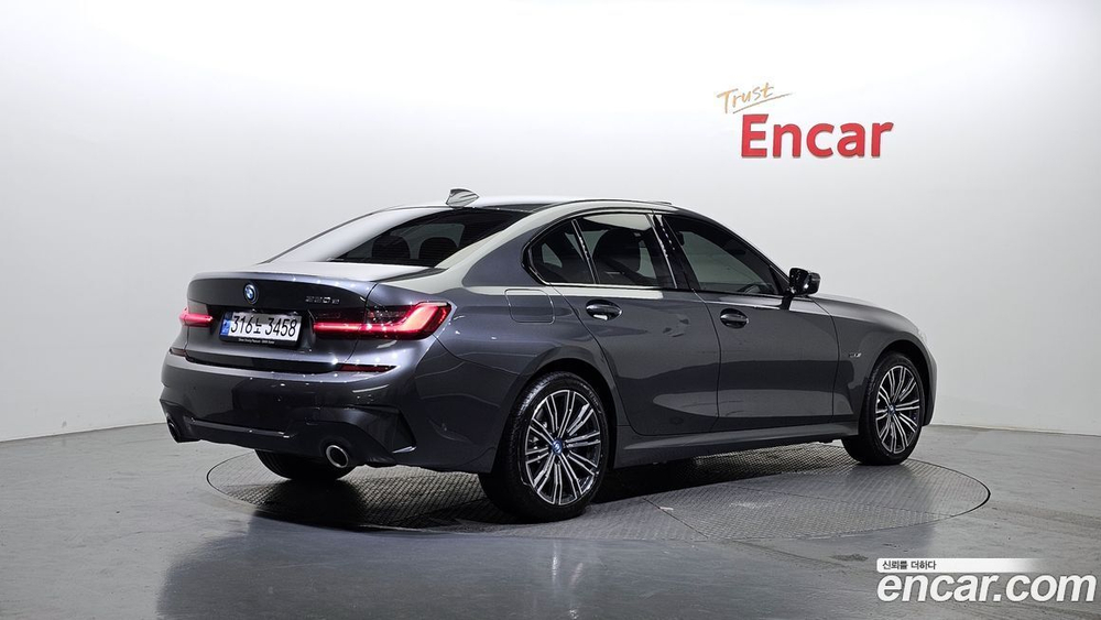 BMW 3 Series (G20) 320e M Sports (04.2022)