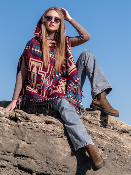 Пончо женское шерстяное с орнаментом