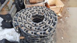 Цепь гусеничная PC200-3 R210-3 DX220A 45 зв