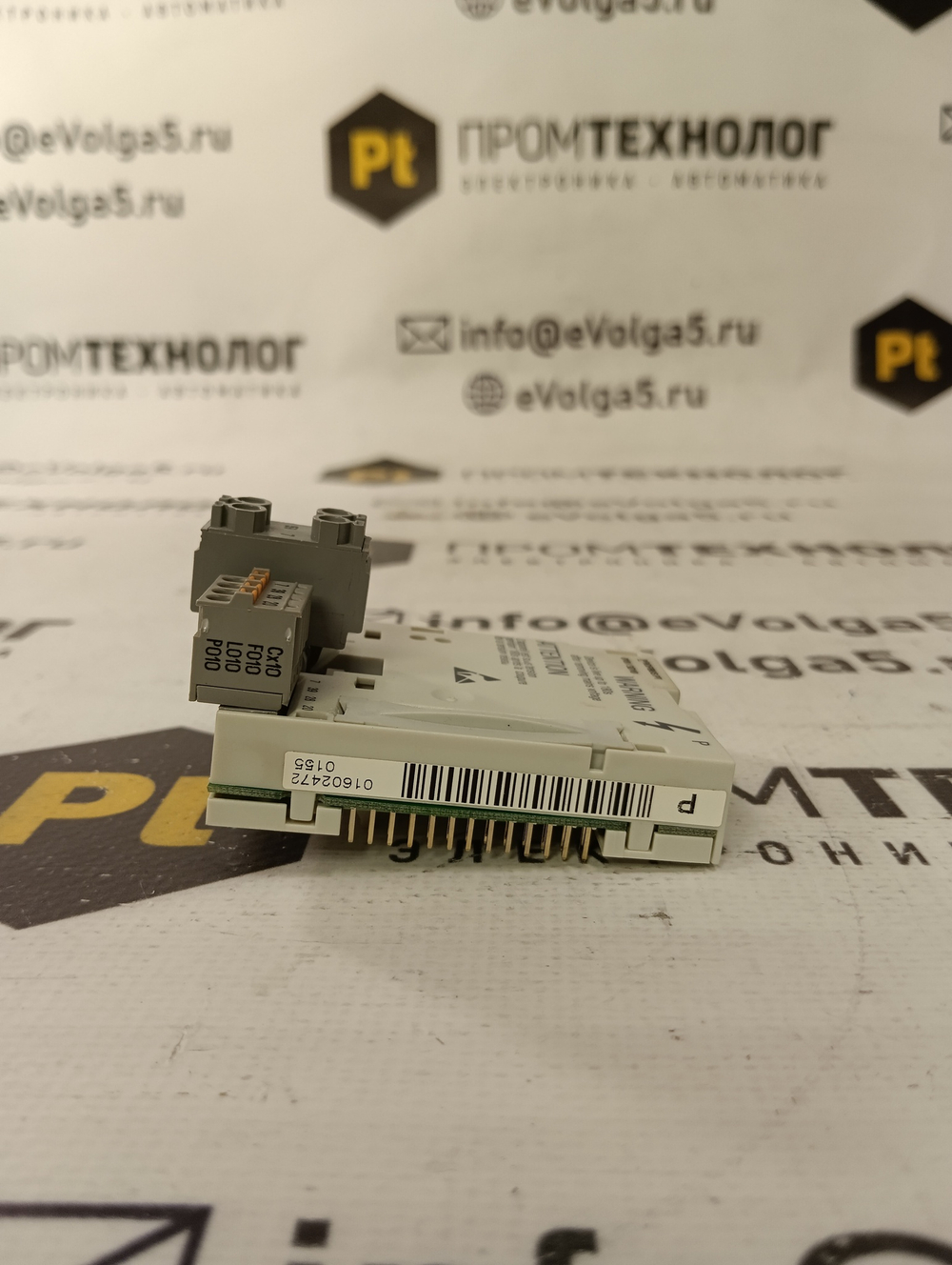 Lenze E82ZAFPC010 с хранения