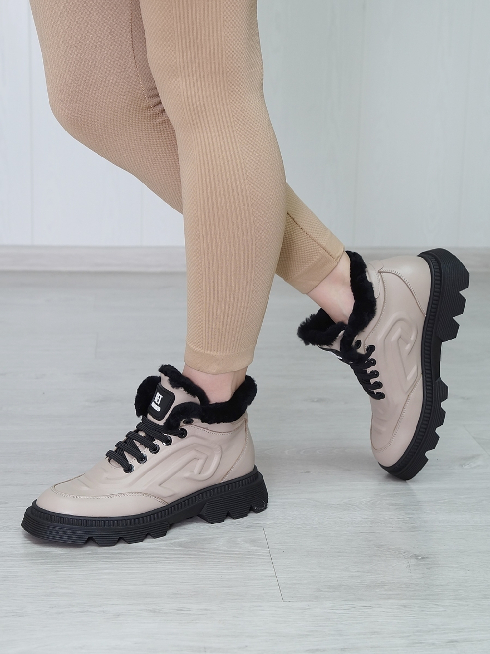 Ботинки женские зимние