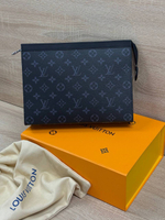 Клатч Louis Vuitton