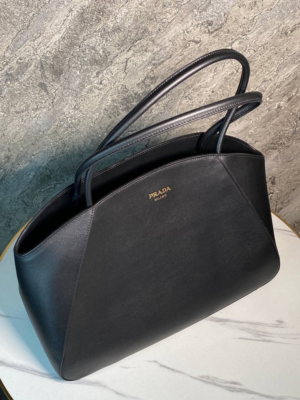 Сумка Prada