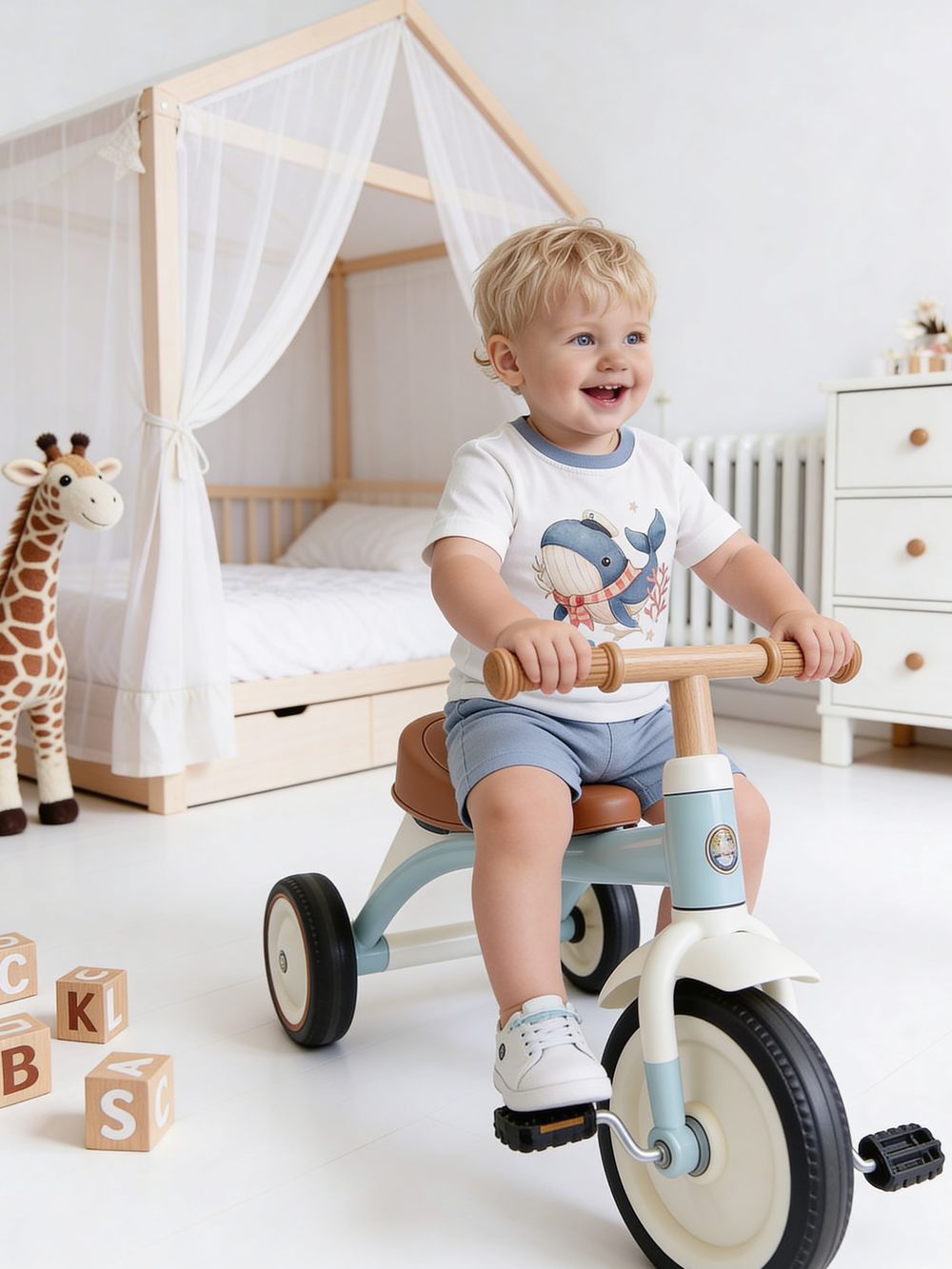 Костюм (футболка+шорты)