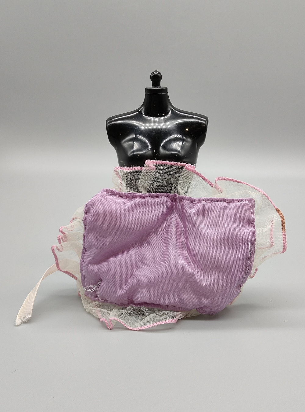 Аксессуар для куклы Барби винтаж подушка 0666