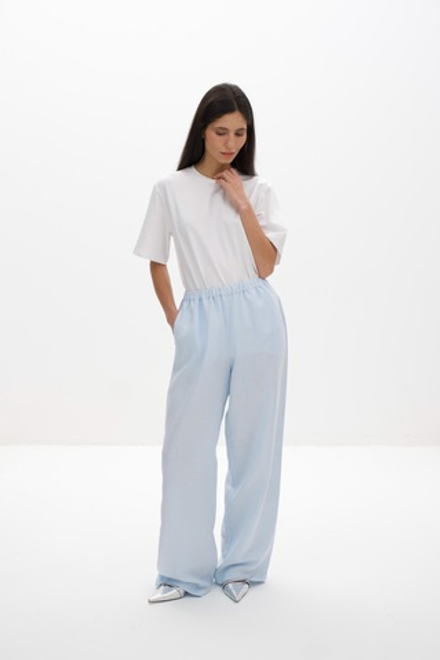 Брюки Mila изо льна и вискозы в нежно-голубом цвете