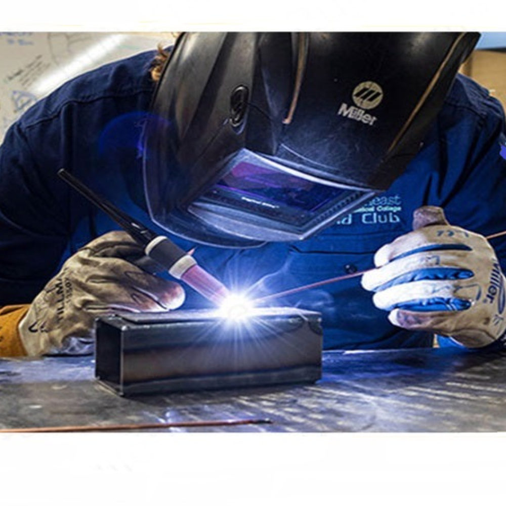 Аппарат плазменной резки INGCO ING-TIG1601 INDUSTRIAL 160 А