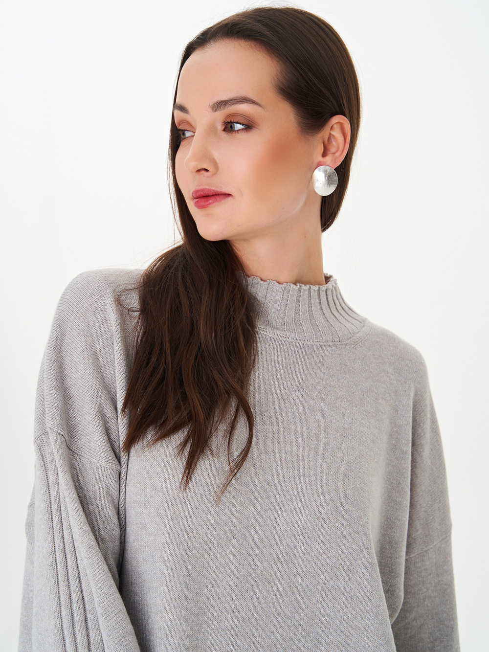 Костюм брючный жемч. серый