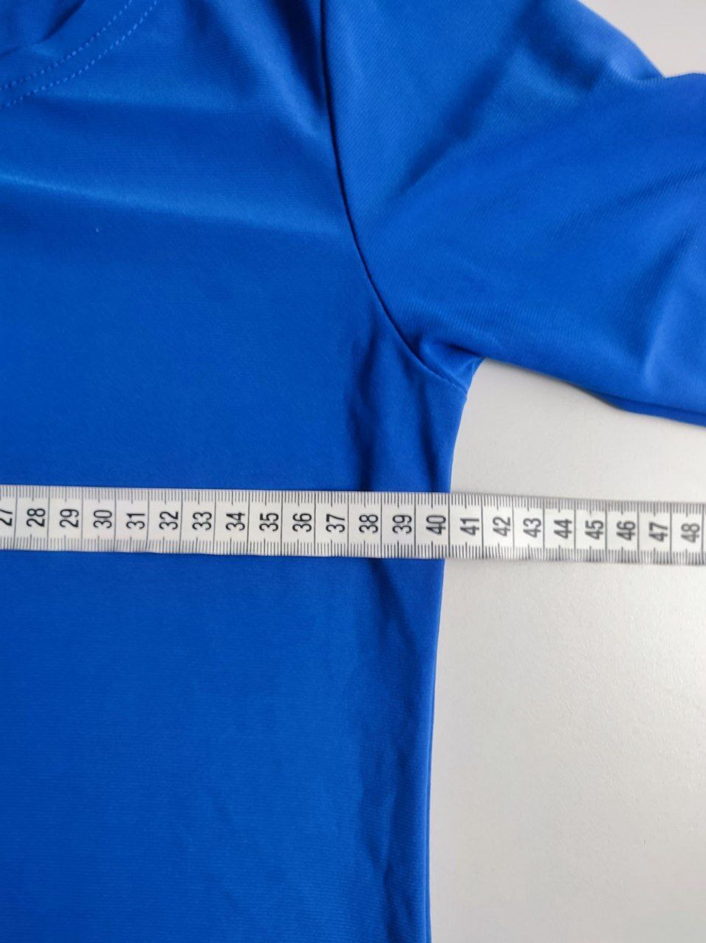 Джемпер с коротким рукавом однотонный 42 размер