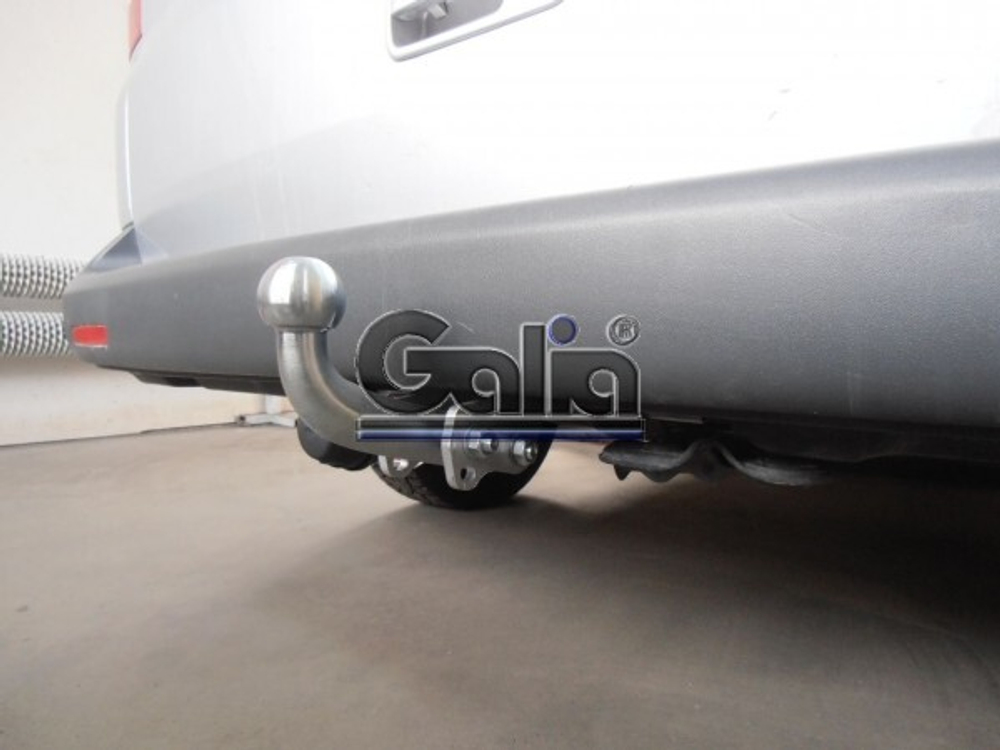 Фаркоп оцинкованный Galia V064C для Volkswagen Transporter / Caravelle / Multivan T5 2003-2015, T6 2015-(паспорт и сертификат в комплекте)(без электрики)