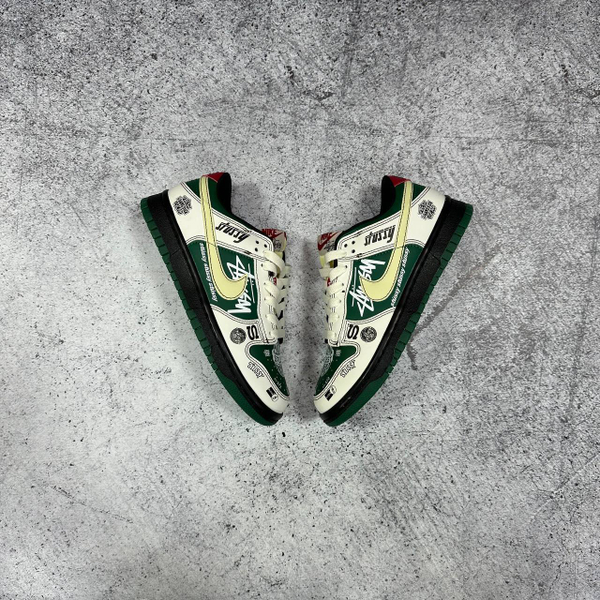 Кроссовки Nike Dunk Low Stussy bmw m3