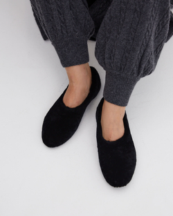 Балетки из натурального меха черный