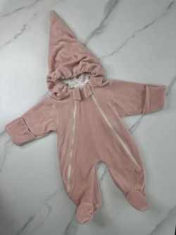 Комбинезон велюровый для новорожденного