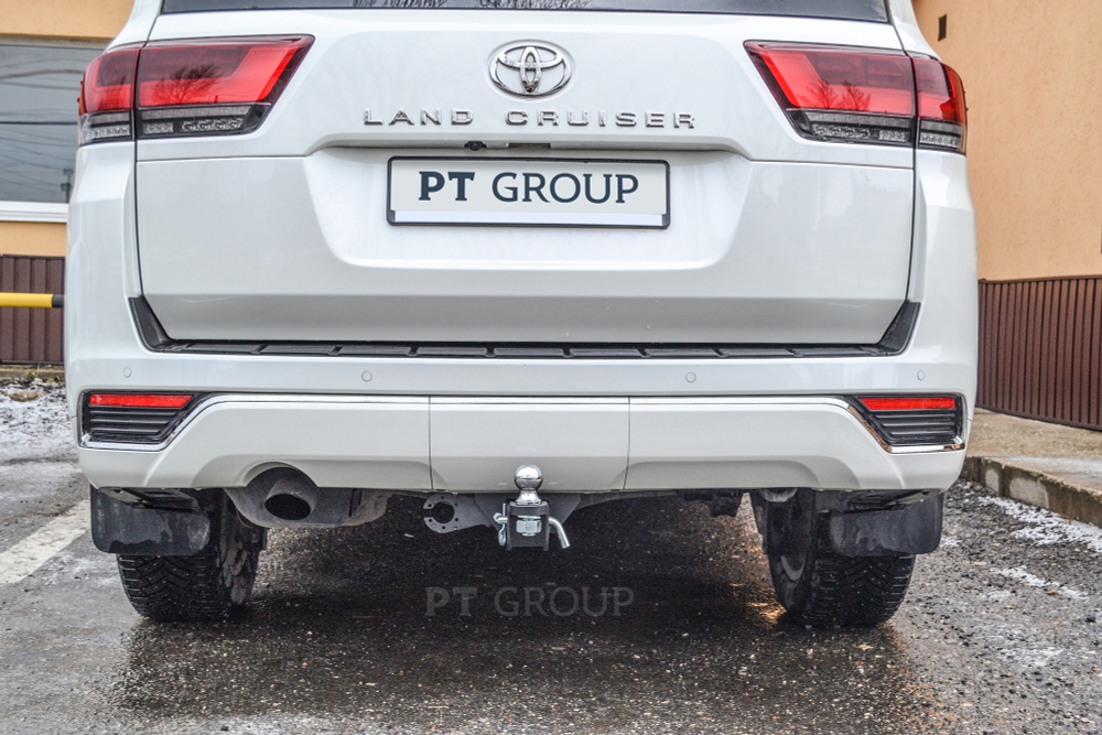 Фаркоп PT GROUP /съемный квадрат/ Toyota LC 300 2021-(паспорт и сертификат в комплекте)(без электрики) арт.TLT-21-991122.00