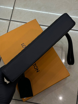 Клатч Louis Vuitton