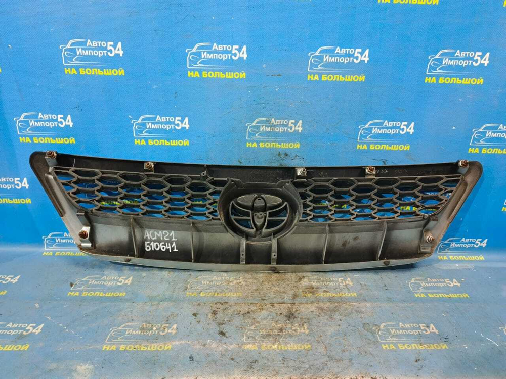 Решетка радиатора TOYOTA IPSUM 2003-2009