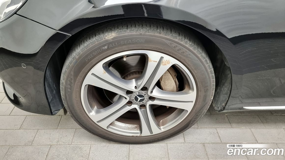 Mercedes-Benz E-Class W213 E300 Avangarde (10.2019)