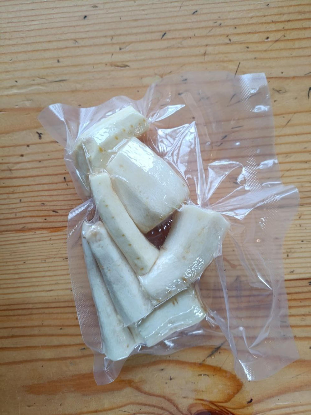 Корень петрушки чищеный