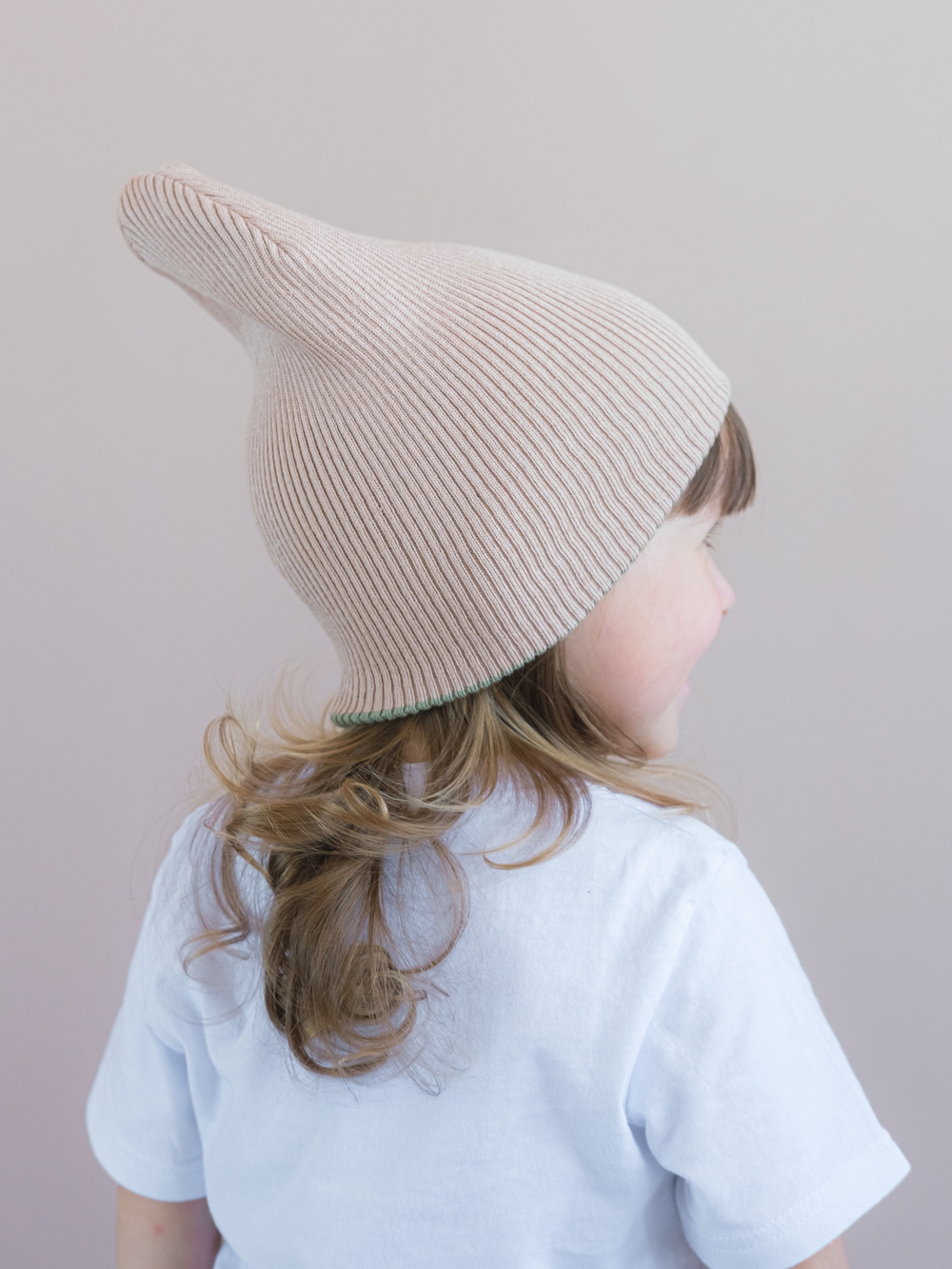 Шапка вязаная хлопковая ТВИНС(Сандал, хакки)