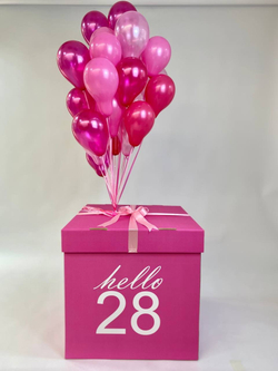 Коробка розовая с шарами №1438
