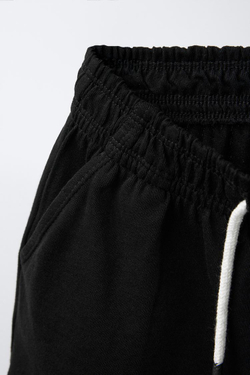 ZARA ОДНОТОННЫЕ БЕРМУДЫ, ЧЕРНЫЙ