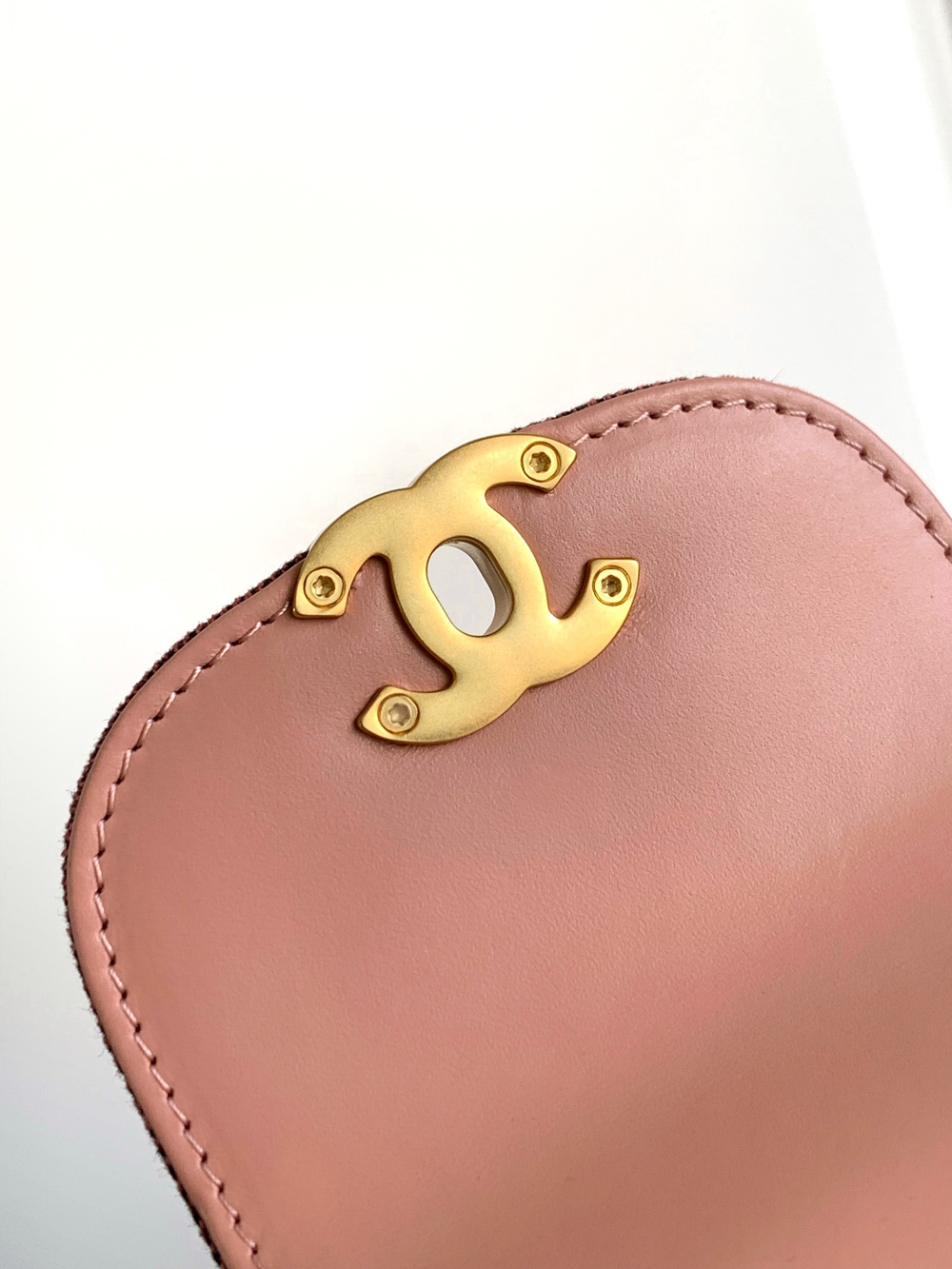 Chanel Bag 19 cm