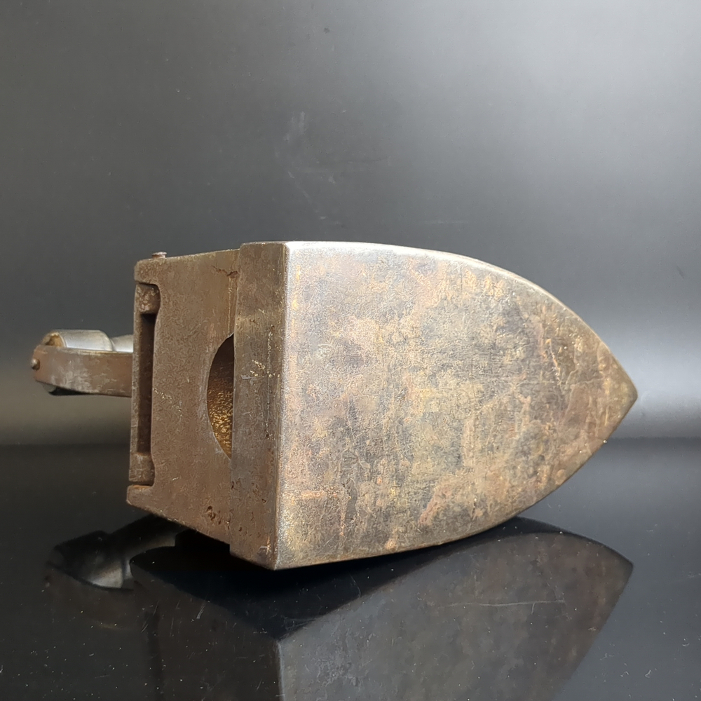 Угольный утюг РПК Уни. пос. Уни, Кировская область, 1950-1960 г.г.